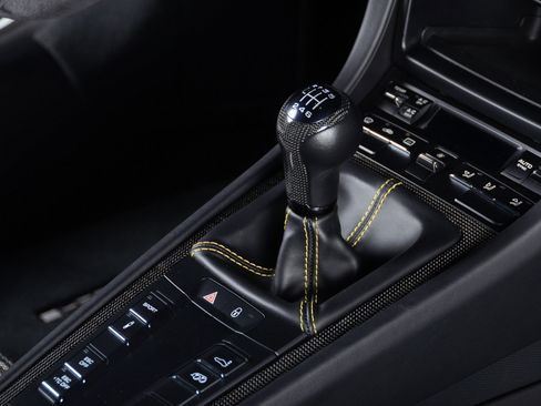 Used 2016 Porsche 911 R image 25