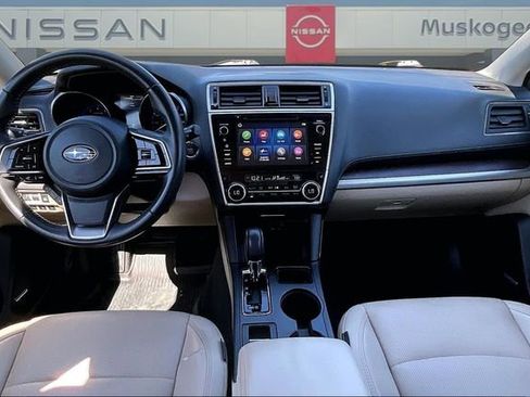 Used 2019 Subaru Outback 3.6R Limited AWD/4WD image 7