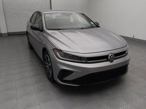 Used 2025 Volkswagen Jetta Sport FWD image 14