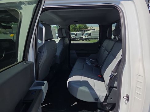 New 2024 Ford F350 XL w/ XL Chrome Package image 31