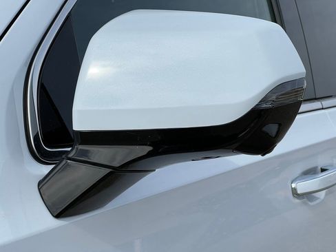 New 2026 GMC Yukon XL Denali w/ Denali Reserve Package image 41