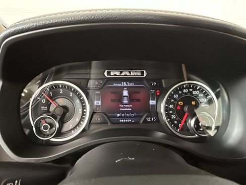 Used 2019 RAM 1500 Laramie AWD/4WD image 21