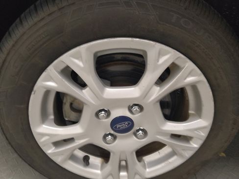 Used 2016 Ford Fiesta SE FWD image 31