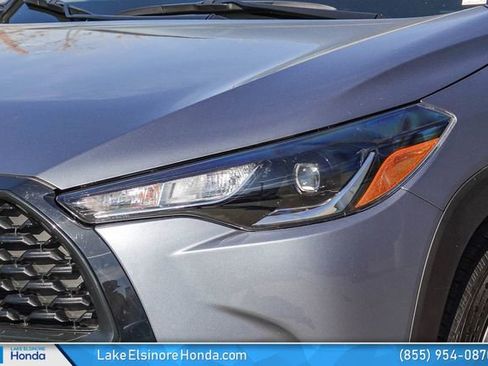 Used 2025 Toyota Corolla Cross L FWD image 5