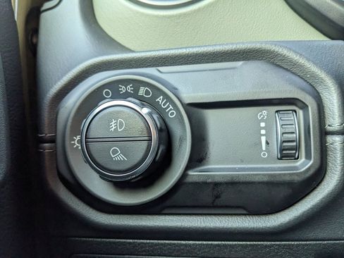 New 2026 Jeep Gladiator Mojave image 50