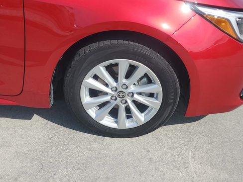 Used 2025 Toyota Corolla SE FWD image 7