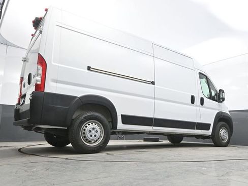 Used 2025 RAM ProMaster 2500 w/ Convenience Group image 38