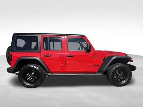 Used 2024 Jeep Wrangler Unlimited Sport AWD/4WD image 19