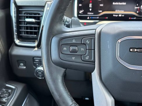 Used 2025 GMC Sierra 1500 Denali w/ Denali Reserve Package AWD/4WD image 18