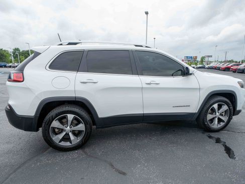Used 2021 Jeep Cherokee Limited w/ Trailer Tow Group AWD/4WD image 6