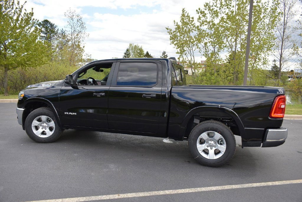New 2026 RAM 1500 Big Horn AWD/4WD image 8