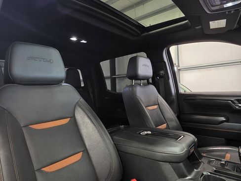 Used 2022 GMC Sierra 1500 AT4 w/ AT4 Premium Package AWD/4WD image 29
