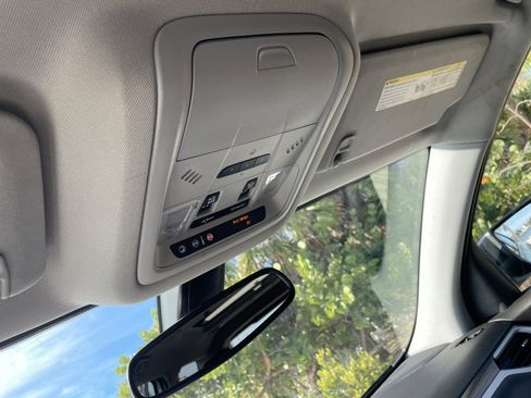 Used 2019 GMC Acadia SLT w/ Black Edition image 26