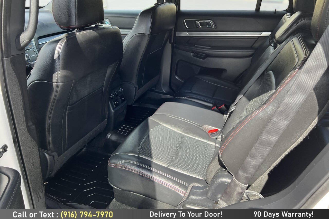 Used 2016 Ford Explorer Sport w/ Equipment Group 401A AWD/4WD image 16