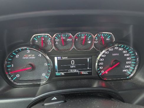 Used 2018 Chevrolet Silverado 1500 LT w/ Texas Edition AWD/4WD image 15