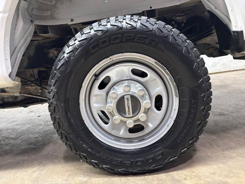 Used 2021 Ford F350 XL w/ Power Equipment Group AWD/4WD image 38