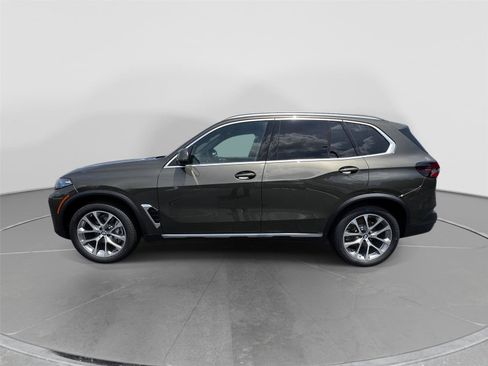 New 2026 BMW X5 xDrive40i w/ Climate Comfort Package AWD/4WD image 8