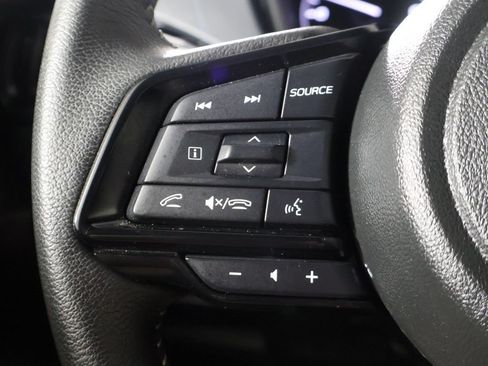 Used 2025 Subaru Forester Premium AWD/4WD image 39