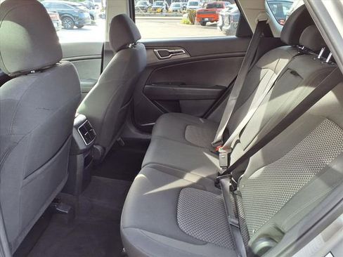Used 2024 Kia Sportage LX AWD/4WD image 18