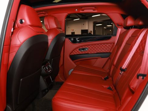 Used 2021 Bentley Bentayga Speed image 12