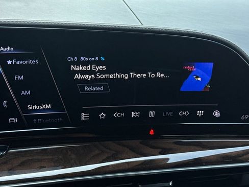 Used 2023 Cadillac Escalade Sport Platinum w/ LPO, ONYX Package AWD/4WD image 24