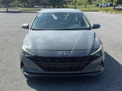 Used 2021 Hyundai Elantra SEL FWD image 3