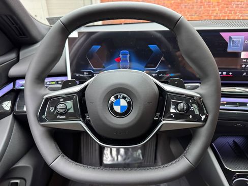 New 2027 BMW 530i xDrive AWD/4WD image 13