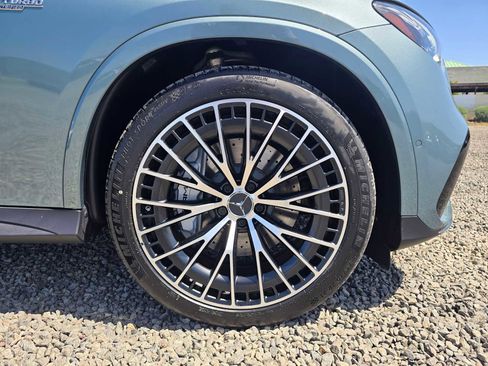 New 2026 Mercedes-Benz GLC 43 AMG 4MATIC image 9