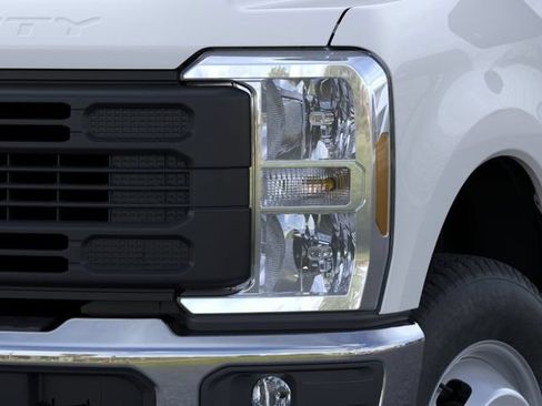 New 2026 Ford F350 XL AWD/4WD image 21