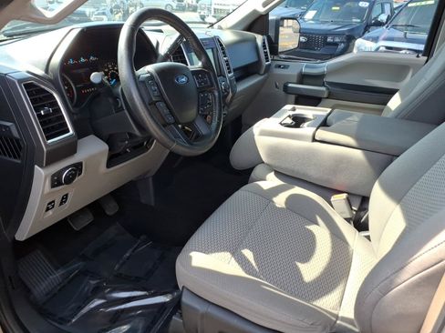 Used 2016 Ford F150 XLT w/ Equipment Group 302A Luxury AWD/4WD image 10