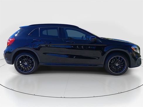 Used 2019 Mercedes-Benz GLA 250 4MATIC image 8