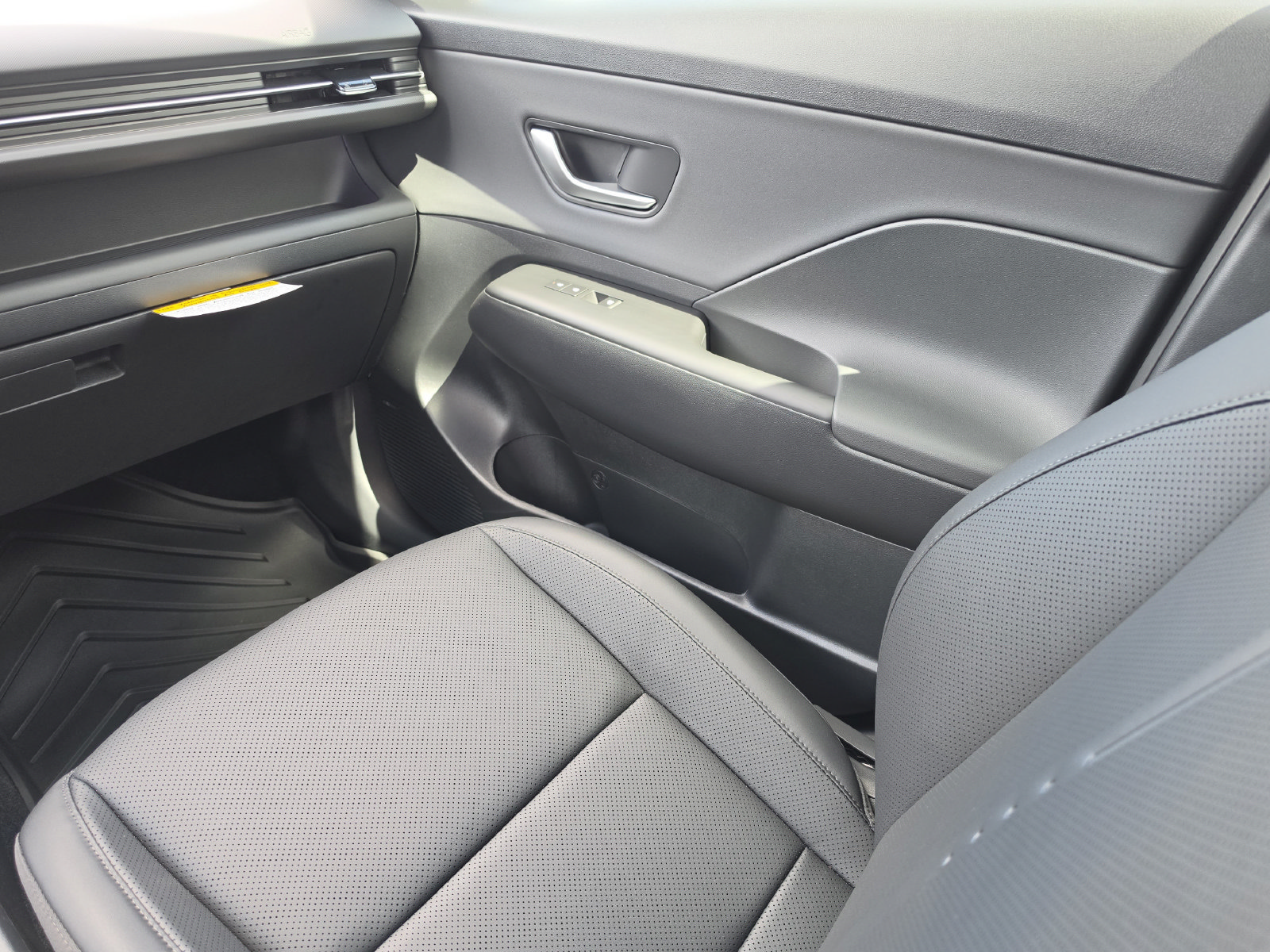 New 2027 Hyundai Kona Limited FWD image 21