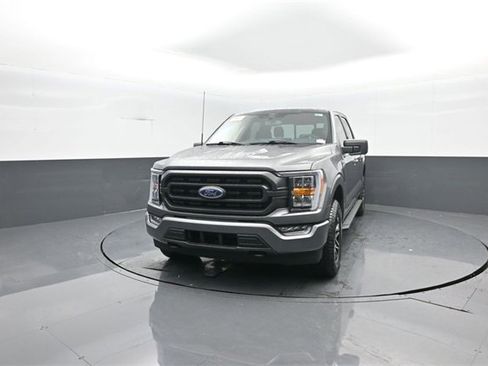 Certified 2022 Ford F150 XLT w/ Equipment Group 302A High image 3