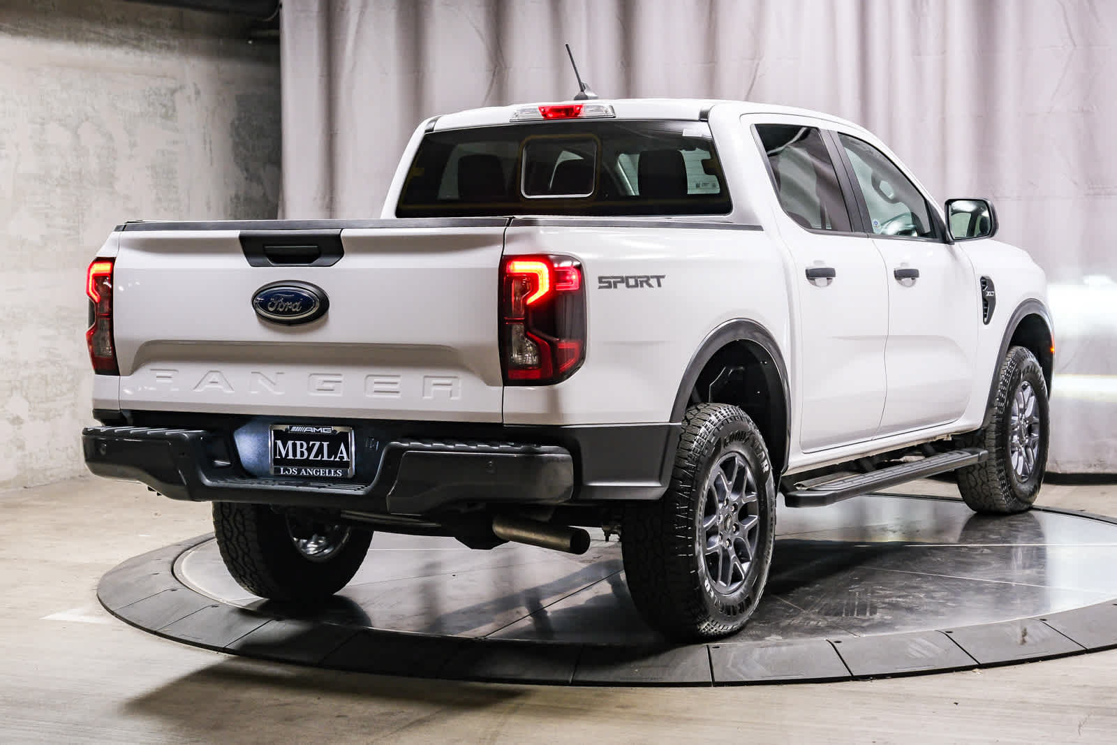 Used 2024 Ford Ranger XLT w/ Equipment Group 301A High RWD image 4