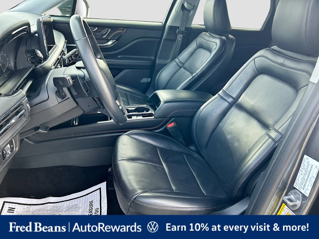 Used 2022 Lincoln Corsair AWD w/ Premium Package image 27