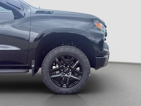 Used 2026 Chevrolet Silverado 1500 Custom Trail Boss w/ Midnight Edition AWD/4WD image 21