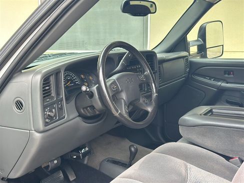 Used 2007 Chevrolet Silverado 3500 LT w/ Heavy-Duty Power Package AWD/4WD image 29
