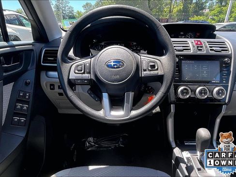 Used 2018 Subaru Forester 2.5i Premium AWD/4WD image 5