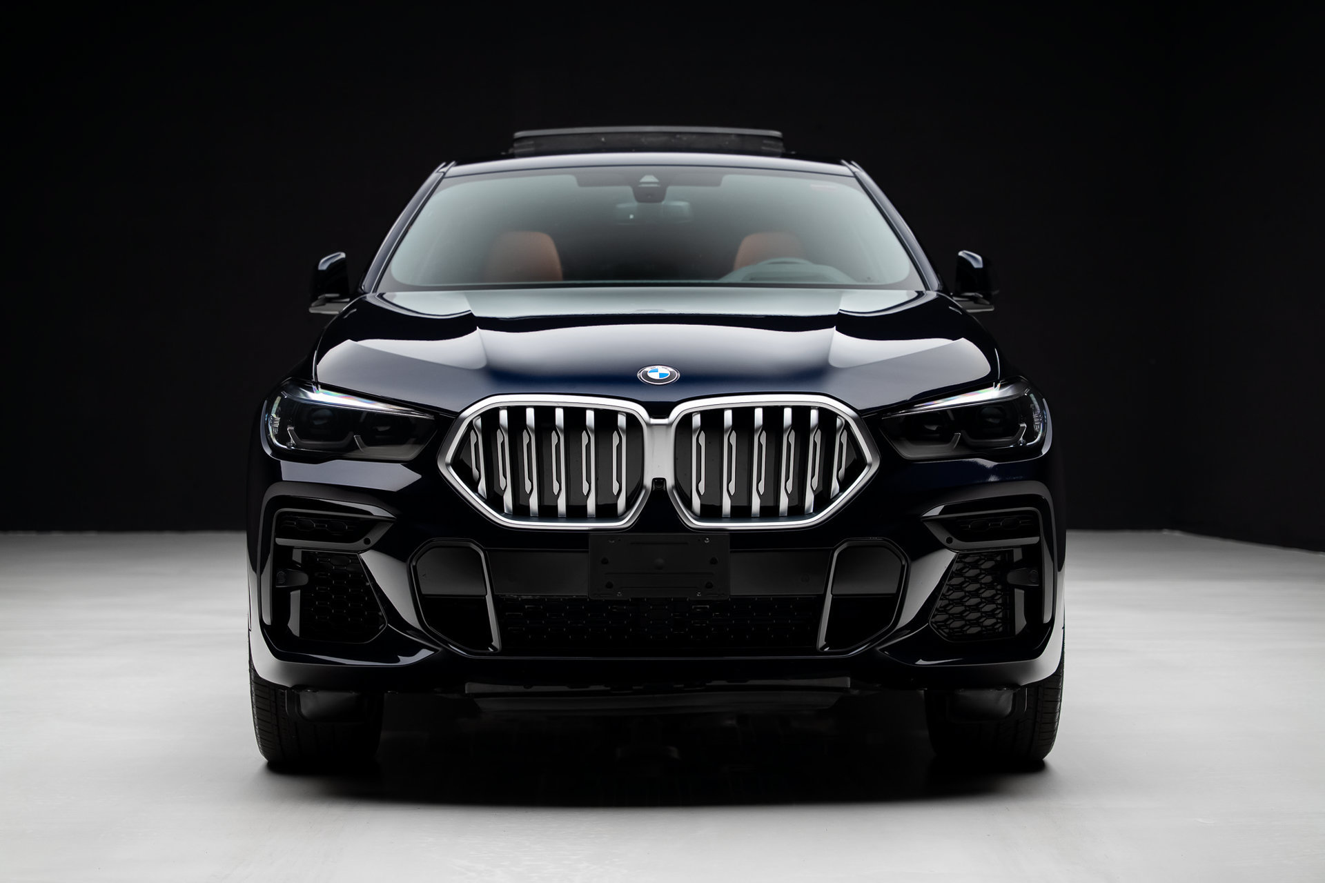 Used 2023 BMW X6 xDrive40i w/ M Sport Package AWD/4WD image 8