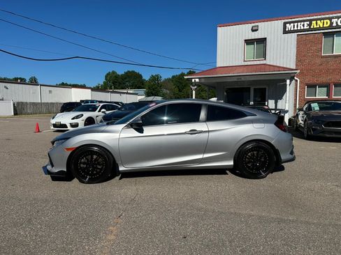 Used 2018 Honda Civic Si image 5