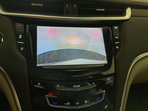 Used 2014 Cadillac XTS Premium FWD image 9