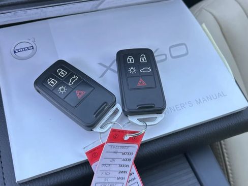 Used 2016 Volvo XC60 T5 Platinum w/ Climate Package image 20