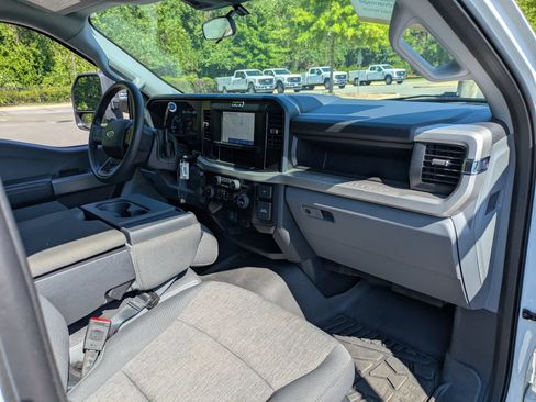 Used 2025 Ford F250 XL w/ STX Appearance Package AWD/4WD image 38