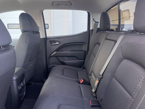 Used 2020 GMC Canyon SLE w/ SLE Convenience Package image 26