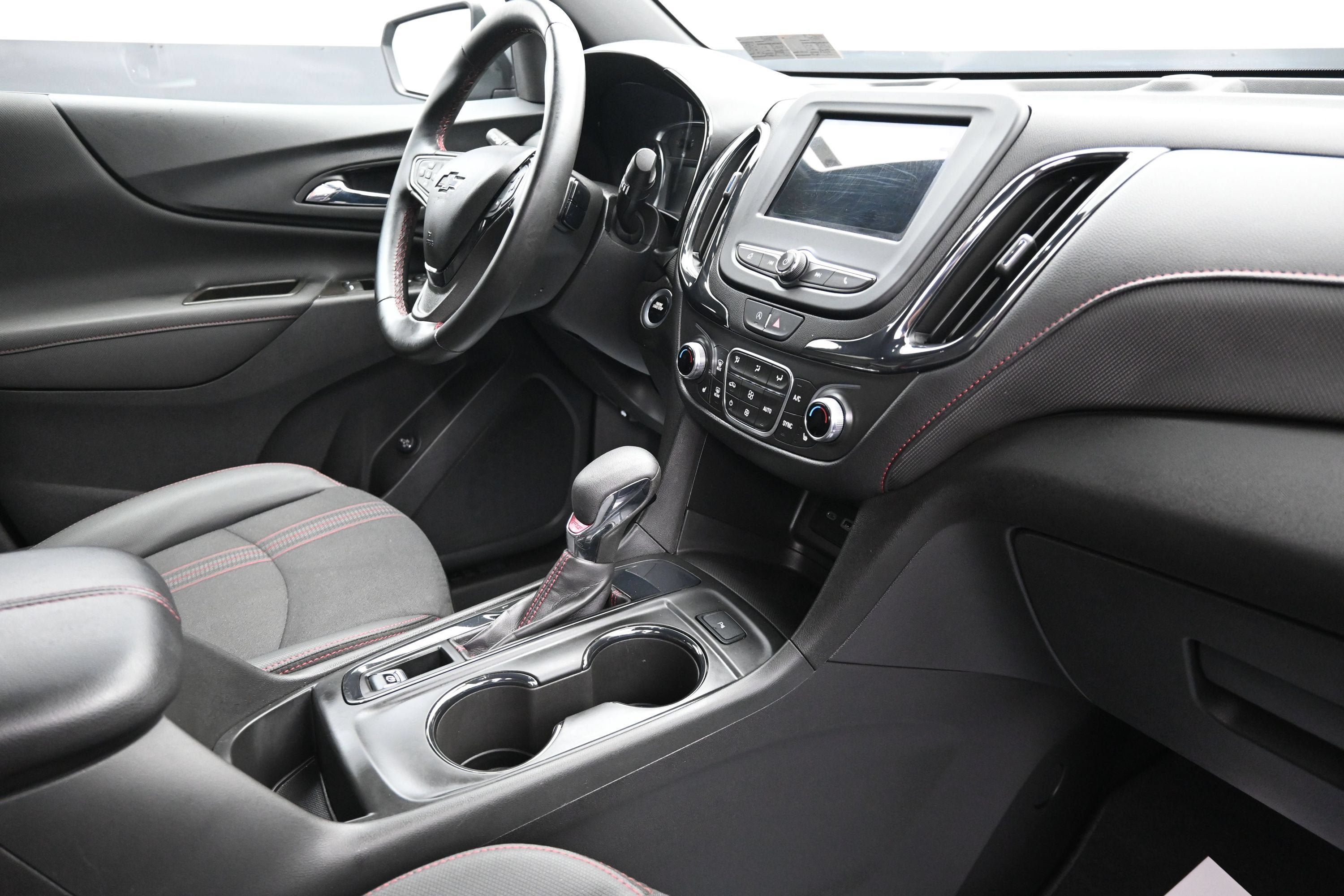 Certified 2023 Chevrolet Equinox RS FWD image 32