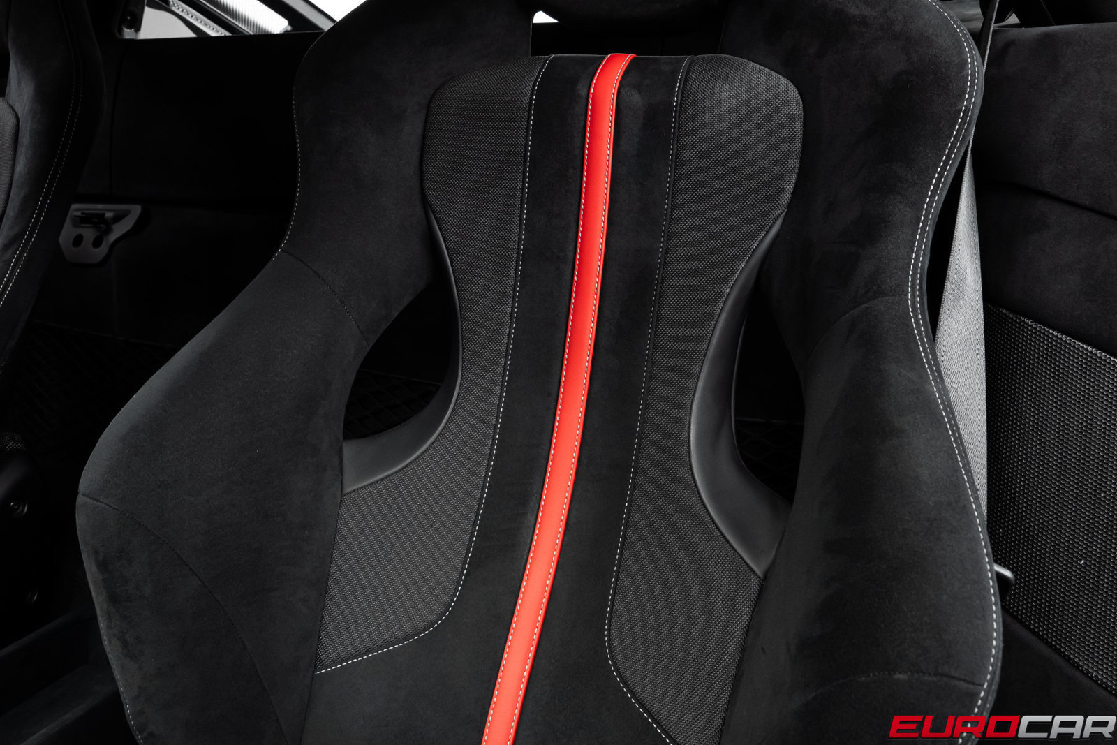 Used 2019 Ferrari 488 Pista Coupe RWD image 47