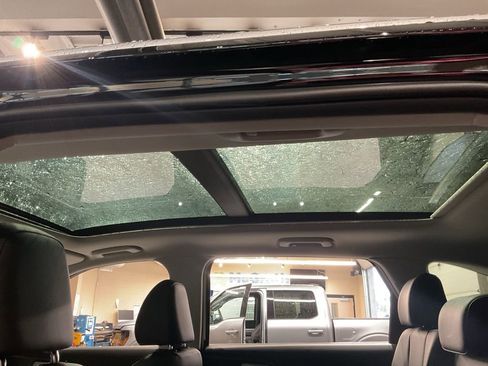 New 2026 Kia Sorento S w/ S Panoramic Sunroof Package AWD/4WD image 8