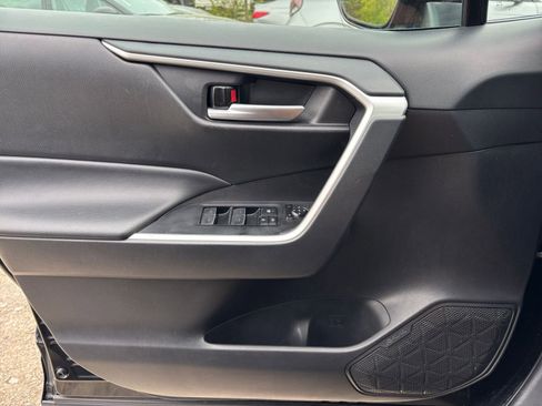 Used 2025 Toyota RAV4 XLE w/ Weather Package FWD image 18