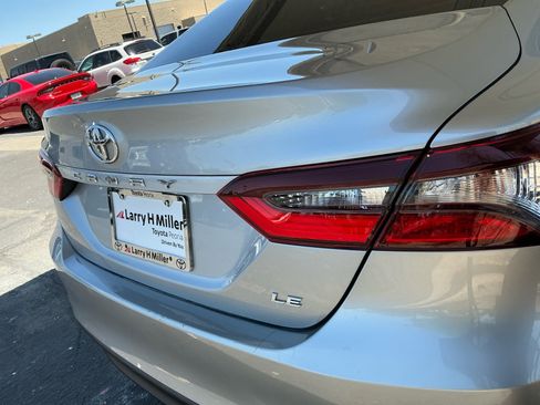 Certified 2021 Toyota Camry LE w/ Carpet Mat Package (TMS) FWD image 24