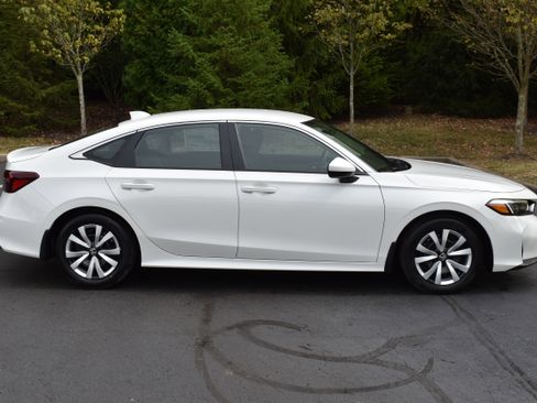 New 2026 Honda Civic LX image 9